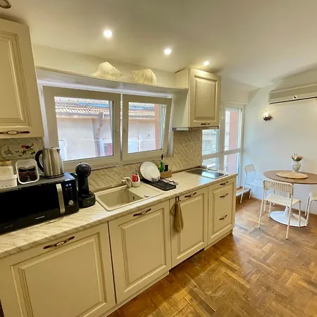 Apartament -the Shell- Cozy Super Burgas